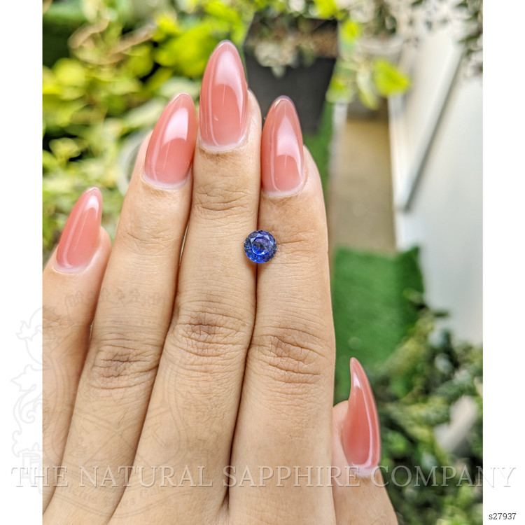 1.23 Ct. Blue Sapphire from Ceylon (Sri Lanka)