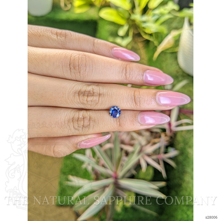 1.09 Ct. Blue Sapphire from Ceylon (Sri Lanka)