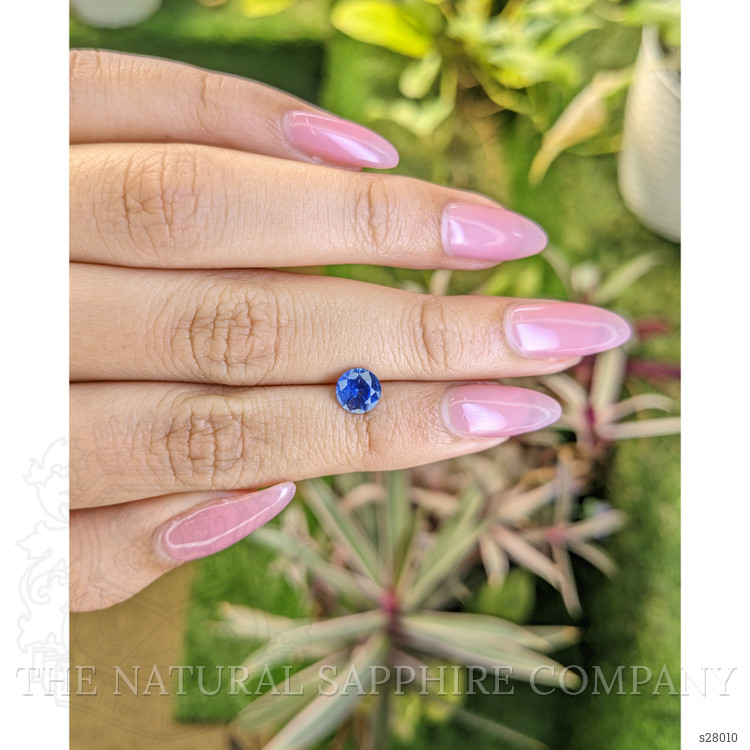1.09 Ct. Blue Sapphire from Ceylon (Sri Lanka)