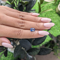 1.03 Ct. Bi Color Sapphire from Ceylon (Sri Lanka) Life Style