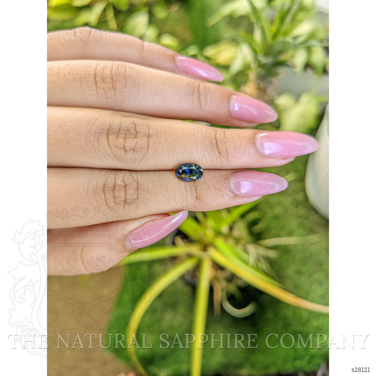 1.73 Ct. Bi Color Sapphire from Ceylon (Sri Lanka)