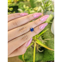2.21 Ct. Blue Sapphire from Ceylon (Sri Lanka) Life Style