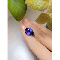 12.30 Ct. Bluish Purple Sapphire from Ceylon (Sri Lanka) Life Style