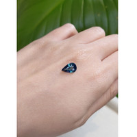 2.07 Ct. Greenish Blue Sapphire from Ceylon (Sri Lanka) Life Style