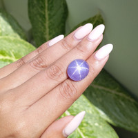 21.52 Ct. Violet Star Sapphire from Ceylon (Sri Lanka) Life Style