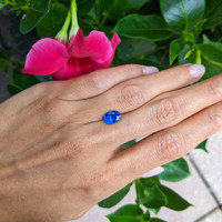 2.49 Ct. Blue Sapphire from Burma (Myanmar) Life Style