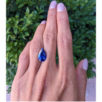 4.99 Ct. Blue Sapphire from Ceylon (Sri Lanka) Life Style