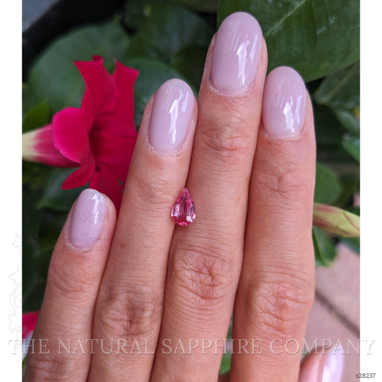 1.01 Ct. Padparadscha Sapphire from Ceylon (Sri Lanka)