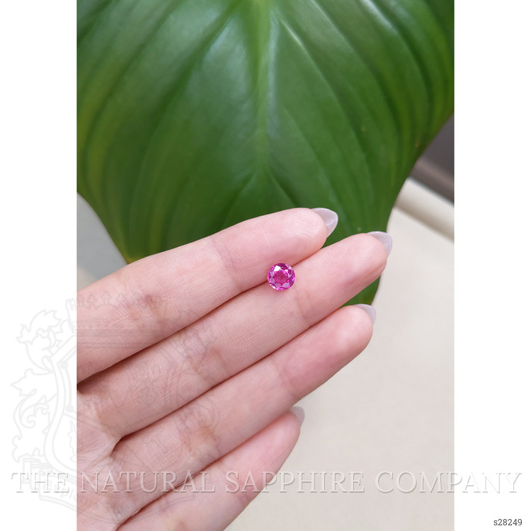 1.23 Ct. Pink Sapphire from Ceylon (Sri Lanka)