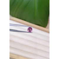 1.32 Ct. Pink Sapphire from Ceylon (Sri Lanka) Life Style