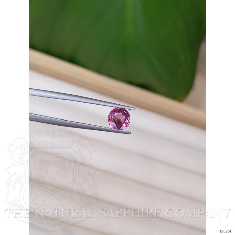 1.38 Ct. Pink Sapphire from Ceylon (Sri Lanka)
