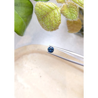 0.90 Ct. Blue Sapphire from Ceylon (Sri Lanka) Life Style