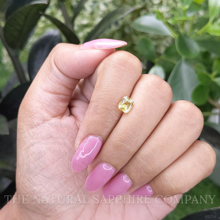 1.04 Ct. Yellow Sapphire from Ceylon (Sri Lanka)