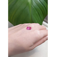 1.73 Ct. Pink Sapphire from Ceylon (Sri Lanka) Life Style