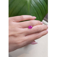 2.21 Ct. Pink Sapphire from Ceylon (Sri Lanka) Life Style