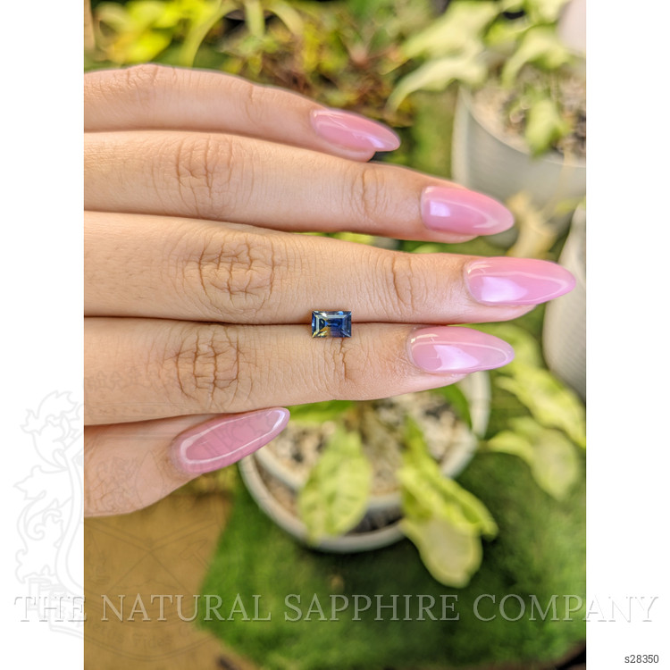 0.98 Ct. Bi Color Sapphire from Ceylon (Sri Lanka)