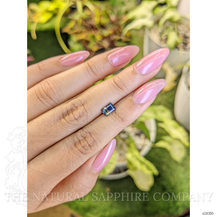 0.98 Ct. Bi Color Sapphire from Ceylon (Sri Lanka)