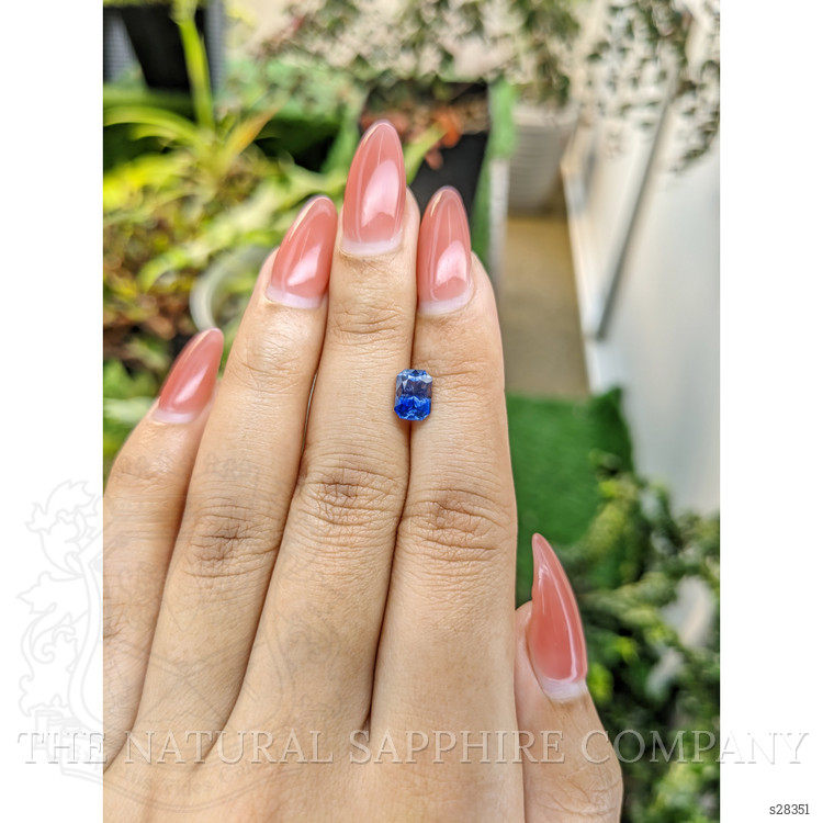 1.42 Ct. Bi Color Sapphire from Ceylon (Sri Lanka)