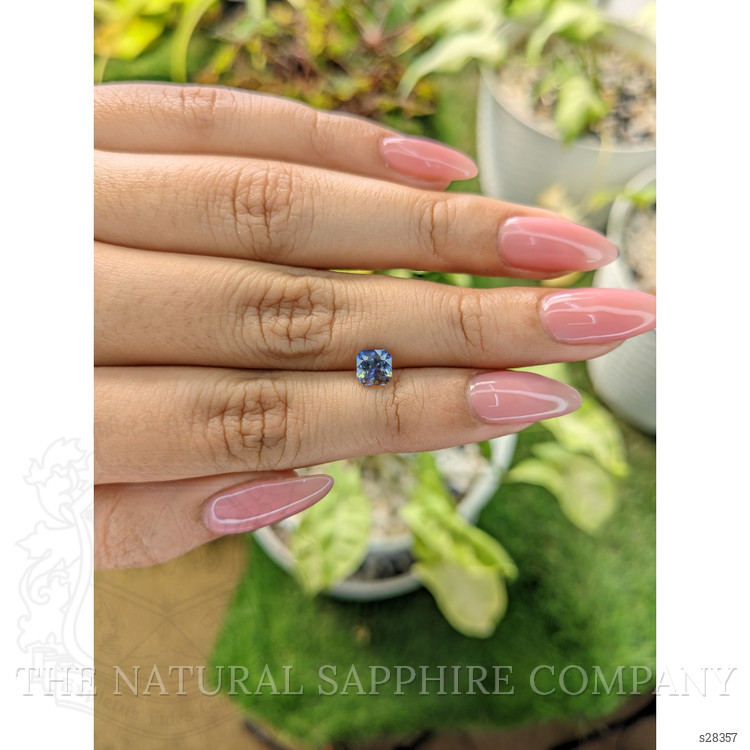 1.09 Ct. Bi Color Sapphire from Ceylon (Sri Lanka)