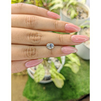 1.90 Ct. Bi Color Sapphire from Ceylon (Sri Lanka) Life Style