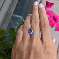 4.97 Ct. Blue Sapphire from Ceylon (Sri Lanka) Life Style
