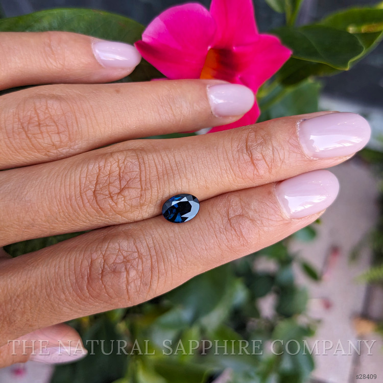 1.46 Ct. Greenish Blue Sapphire from Ceylon (Sri Lanka)