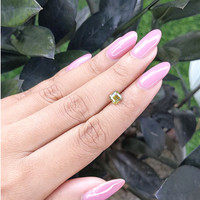 1.13 Ct. Bi Color Sapphire from Madagascar Life Style