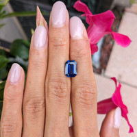 4.03 Ct. Blue Sapphire from Madagascar Life Style