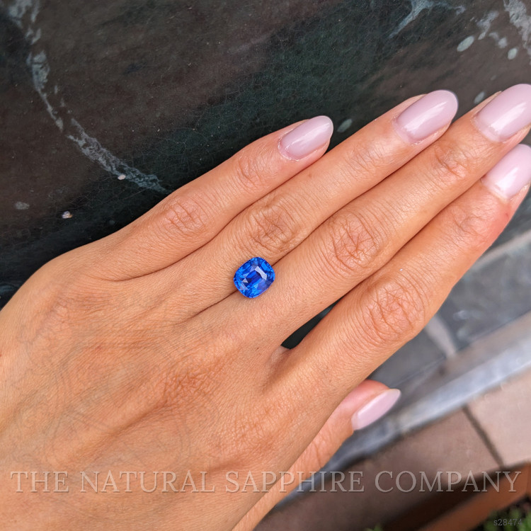 4.21 Ct. Blue Sapphire from Ceylon (Sri Lanka)
