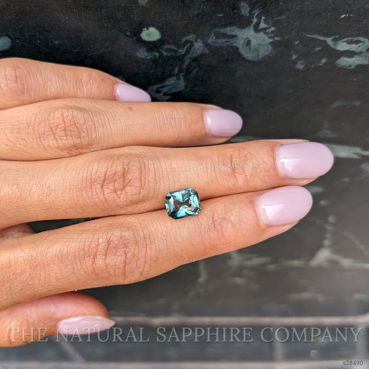 2.60 Ct. Bluish Green Sapphire from Ceylon (Sri Lanka)