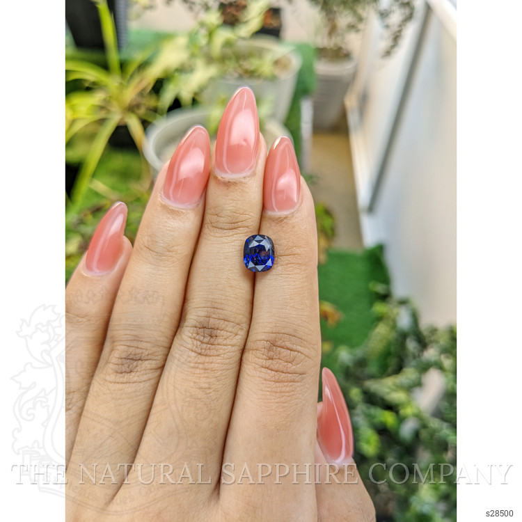 3.05 Ct. Blue Sapphire from Ceylon (Sri Lanka)