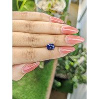 3.05 Ct. Blue Sapphire from Ceylon (Sri Lanka) Life Style
