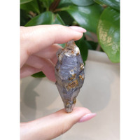 223.32 Ct. Greyish Blue Sapphire Crystal from Ceylon (Sri Lanka) Life Style