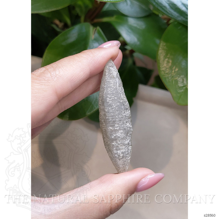 118.85 Ct. Grey Sapphire Crystal from Ceylon (Sri Lanka)