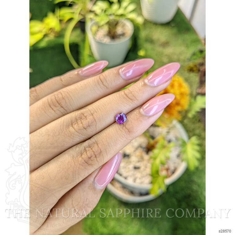 1.01 Ct. Pinkish Purple Sapphire from Ceylon (Sri Lanka)