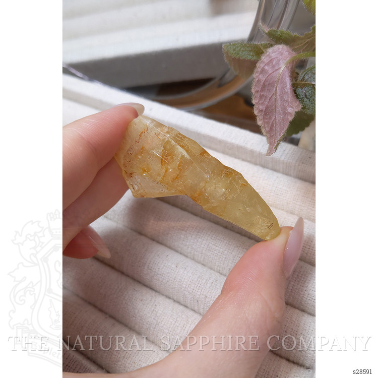 115.63 Ct. Yellow Sapphire Crystal from Ceylon (Sri Lanka)