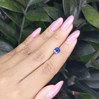 1.03 Ct. Blue Sapphire from Ceylon (Sri Lanka) Life Style