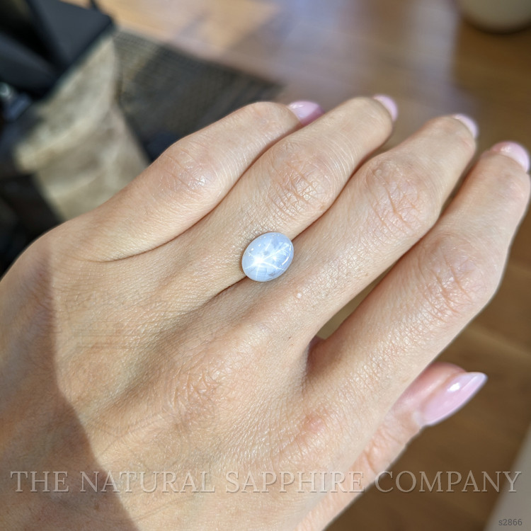 3.19 Ct. Grey Star Sapphire from Ceylon (Sri Lanka)