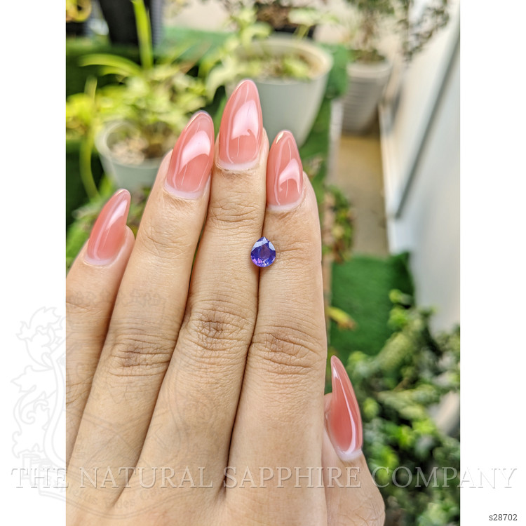 1.04 Ct. Violet Sapphire from Ceylon (Sri Lanka)