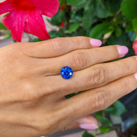 4.33 Ct. Blue Sapphire from Ceylon (Sri Lanka) Life Style