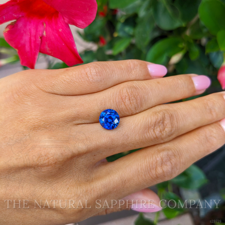 4.33 Ct. Blue Sapphire from Ceylon (Sri Lanka)