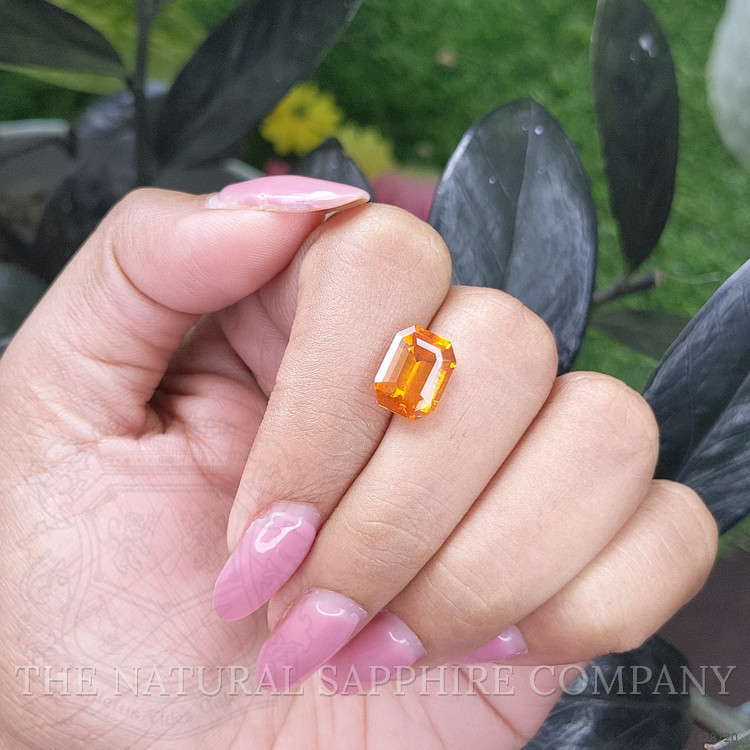 4.21 Ct. Orange Sapphire from Ceylon (Sri Lanka)