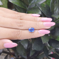 3.01 Ct. Blue Sapphire from Ceylon (Sri Lanka) Life Style