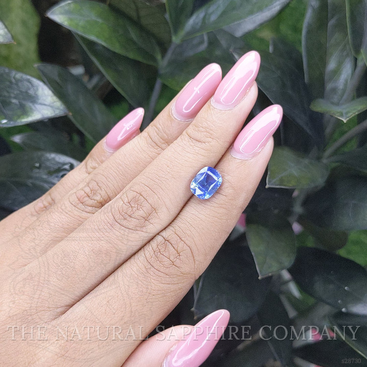 3.01 Ct. Blue Sapphire from Ceylon (Sri Lanka)
