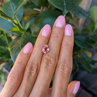 3.02 Ct. Padparadscha Sapphire from Ceylon (Sri Lanka) Life Style