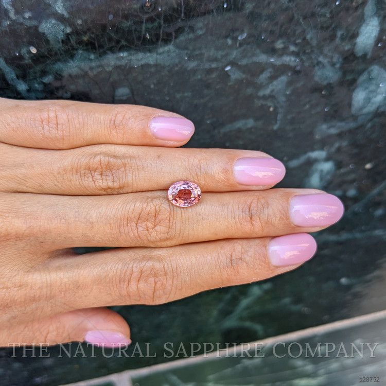 3.02 Ct. Padparadscha Sapphire from Ceylon (Sri Lanka)