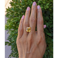 7.60 Ct. Yellow Sapphire from Ceylon (Sri Lanka) Life Style