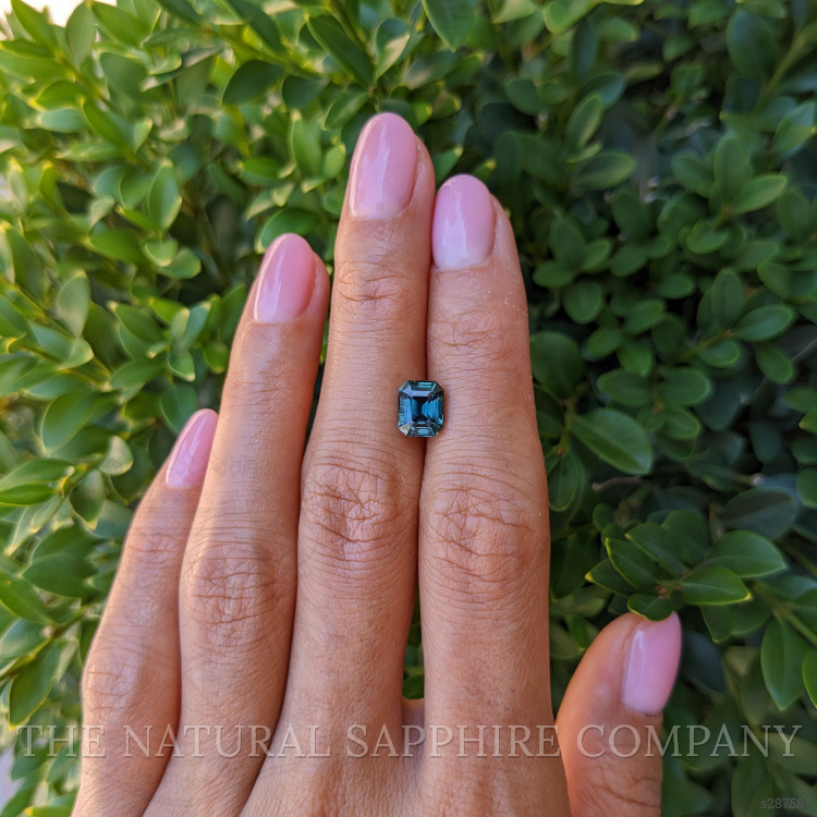 2.05 Ct. Green Sapphire from Ceylon (Sri Lanka)