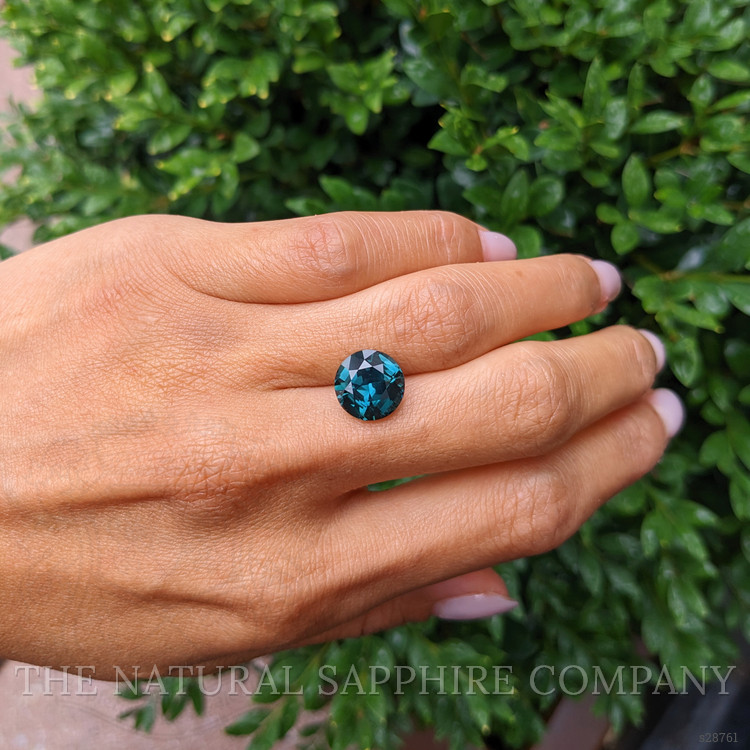 6.03 Ct. Bluish Green Sapphire from Ceylon (Sri Lanka)