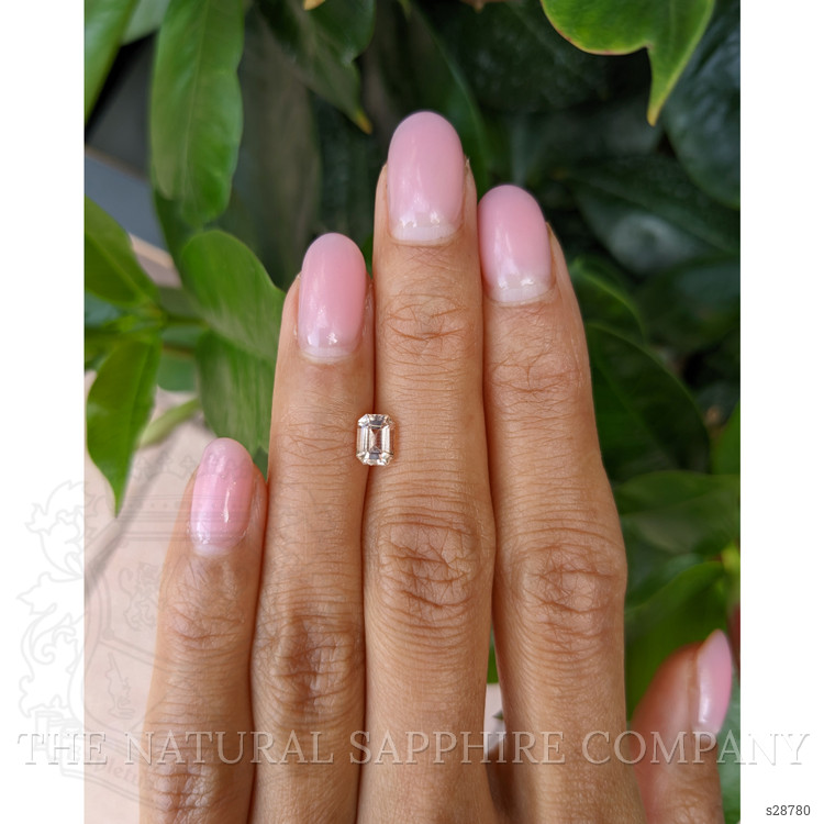 1.04 Ct. Padparadscha Sapphire from Ceylon (Sri Lanka)